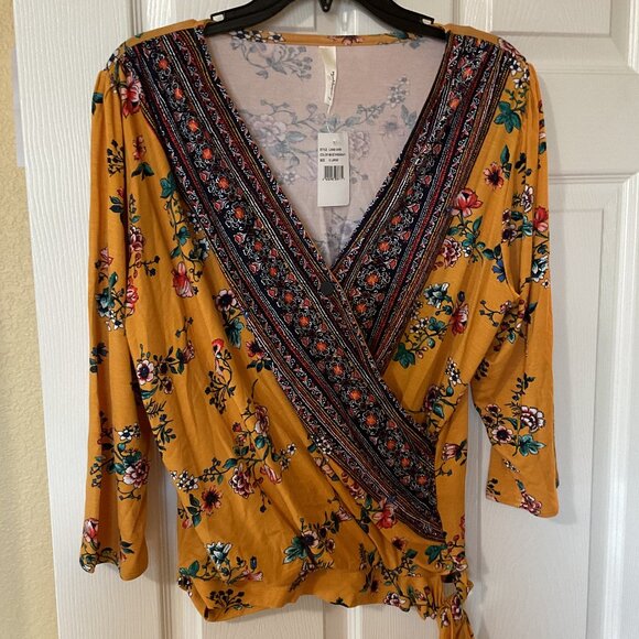 NWT Loveappella top XL - Picture 1 of 6